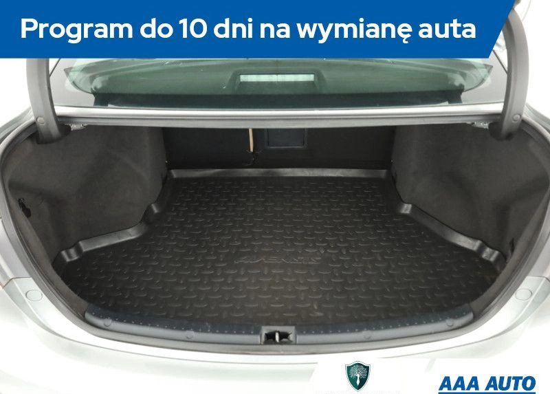 Toyota Avensis cena 33000 przebieg: 179066, rok produkcji 2009 z Strzelce Opolskie małe 191